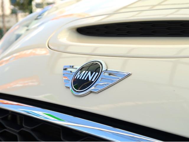 ＭＩＮＩ クーパーＳ　ターボ　ブラックルーフ　ＬＥＤヘッドライト　ＬＥＤフォグ　純正ＨＤＤナビ　ＢＴオーディオ＆ハンズフリー　１６インチＡＷ　クロームラインインテリア　ライトパッケージ　１オーナー　禁煙車　半年保証付（31枚目）