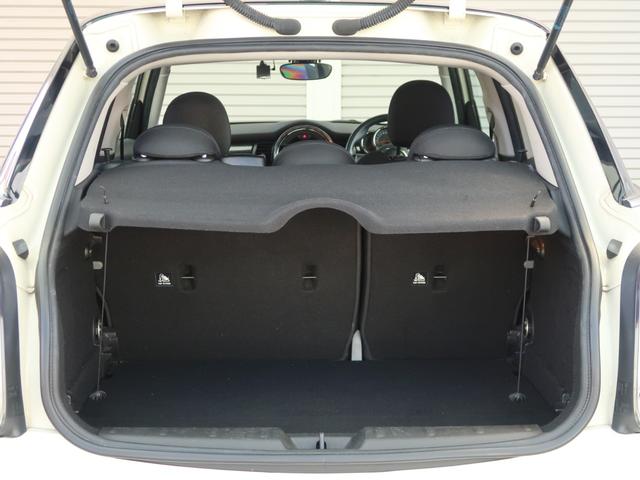 ＭＩＮＩ クーパーＳ　ターボ　ブラックルーフ　ＬＥＤヘッドライト　ＬＥＤフォグ　純正ＨＤＤナビ　ＢＴオーディオ＆ハンズフリー　１６インチＡＷ　クロームラインインテリア　ライトパッケージ　１オーナー　禁煙車　半年保証付（73枚目）