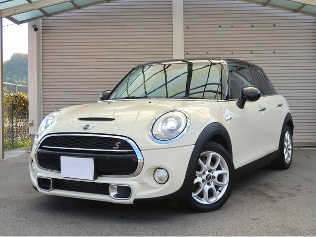 ＭＩＮＩ クーパーＳ　ターボ　ブラックルーフ　ＬＥＤヘッドライト　ＬＥＤフォグ　純正ＨＤＤナビ　ＢＴオーディオ＆ハンズフリー　１６インチＡＷ　クロームラインインテリア　ライトパッケージ　１オーナー　禁煙車　半年保証付（79枚目）