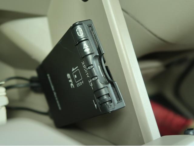 Ｎ－ＢＯＸ Ｇ・Ｌパッケージ　プレミアムホワイトパール　スマートプッシュスタート　片側電動スライド　社外ＬＥＤヘッドライト＆ポジション　ＬＥＤテールランプ　フルオートエアコン　純正ＳＤナビ　地デジＴＶ　リアビューカメラ　１年保証付（19枚目）