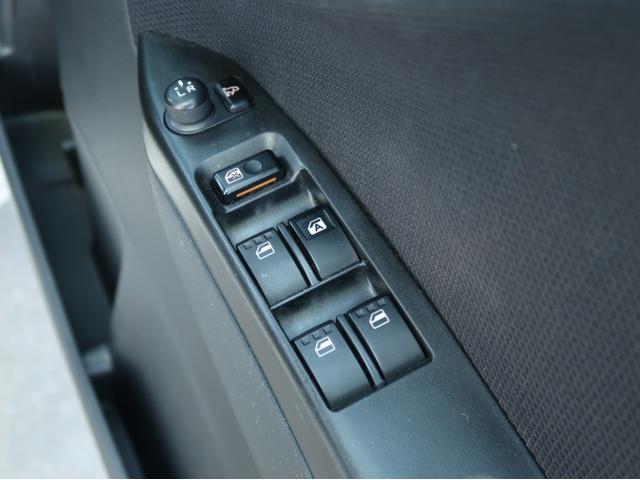 ムーヴ X VS 社外LEDヘッドライト&ポジション スマートキー 14インチアルミ フロントフォグ 専用エクステリア SDナビ 地デジ 電動格納式ドアミラー ベンチシート アームレスト 弊社買取車(60枚目)