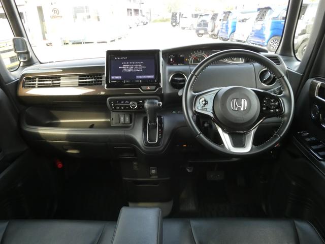 N-BOXカスタム G・Lターボホンダセンシング 8インチナビ フルセグ Bluetooth Bカメラ ETC 両側パワスラ 両席シートヒーター 前後ドラレコ ACC 禁煙車(2枚目)