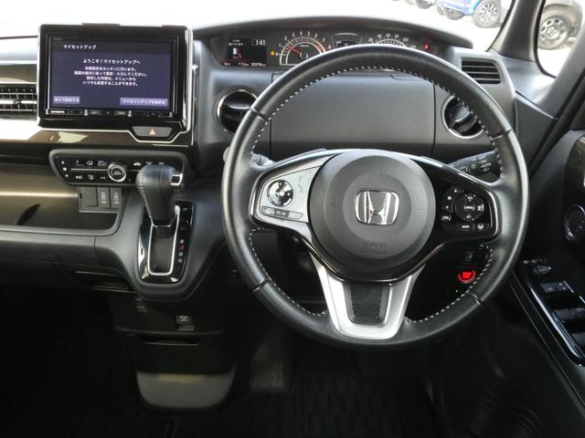 N-BOXカスタム G・Lターボホンダセンシング 8インチナビ フルセグ Bluetooth Bカメラ ETC 両側パワスラ 両席シートヒーター 前後ドラレコ ACC 禁煙車(3枚目)