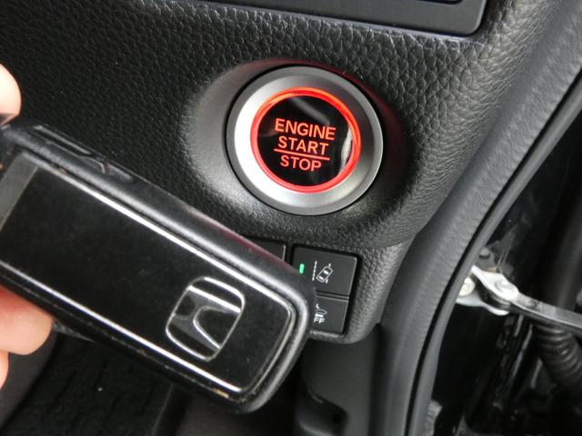 N-BOXカスタム G・Lターボホンダセンシング 8インチナビ フルセグ Bluetooth Bカメラ ETC 両側パワスラ 両席シートヒーター 前後ドラレコ ACC 禁煙車(28枚目)