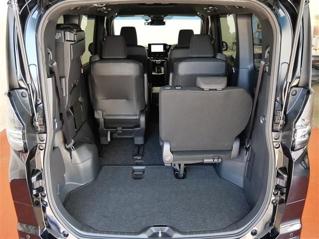 ヴォクシー ハイブリッドS-G ミュージックプレイヤー接続可 バックカメラ 衝突被害軽減システム ETC 両側電動スライド LEDヘッドランプ 乗車定員7人 3列シート ワンオーナー フルエアロ(12枚目)