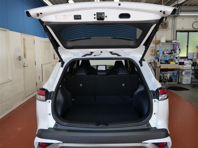 カローラクロス ハイブリッド Z 4WD フルセグ メモリーナビ DVD再生 ミュージックプレイヤー接続可 衝突被害軽減システム ETC LEDヘッドランプ ワンオーナー フルエアロ(9枚目)