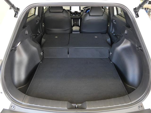 カローラクロス ハイブリッド Z 4WD フルセグ メモリーナビ DVD再生 ミュージックプレイヤー接続可 衝突被害軽減システム ETC LEDヘッドランプ ワンオーナー フルエアロ(12枚目)