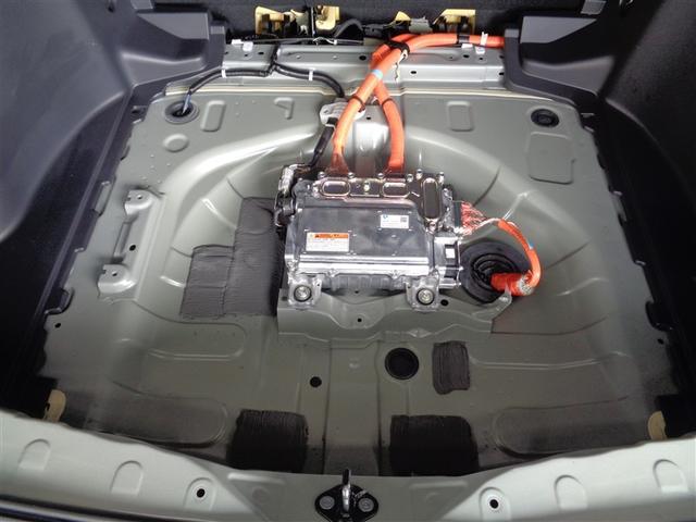 カローラクロス ハイブリッド Z 4WD フルセグ メモリーナビ DVD再生 ミュージックプレイヤー接続可 衝突被害軽減システム ETC LEDヘッドランプ ワンオーナー フルエアロ(30枚目)