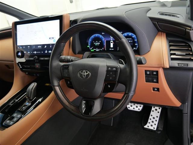 ヴェルファイアハイブリッド Ｚ　プレミア　革シート　サンルーフ　フルセグ　メモリーナビ　ミュージックプレイヤー接続可　後席モニター　衝突被害軽減システム　ＥＴＣ　ドラレコ　両側電動スライド　ＬＥＤヘッドランプ　乗車定員７人　３列シート（6枚目）