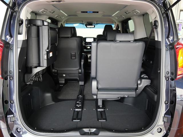 アルファード 3.5SC フルセグ メモリーナビ DVD再生 ミュージックプレイヤー接続可 衝突被害軽減システム ETC 両側電動スライド LEDヘッドランプ 乗車定員7人 3列シート ワンオーナー フルエアロ(11枚目)