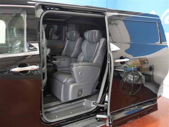 ヴェルファイアハイブリッド エグゼクティブラウンジ　革シート　サンルーフ　４ＷＤ　フルセグ　メモリーナビ　ＤＶＤ再生　ミュージックプレイヤー接続可　後席モニター　衝突被害軽減システム　ＥＴＣ　ドラレコ　両側電動スライド　ＬＥＤヘッドランプ　乗車定員７人（22枚目）