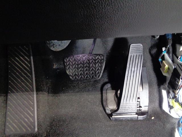 ヴェルファイアハイブリッド エグゼクティブラウンジ　革シート　サンルーフ　４ＷＤ　フルセグ　メモリーナビ　ＤＶＤ再生　ミュージックプレイヤー接続可　後席モニター　衝突被害軽減システム　ＥＴＣ　ドラレコ　両側電動スライド　ＬＥＤヘッドランプ　乗車定員７人（25枚目）