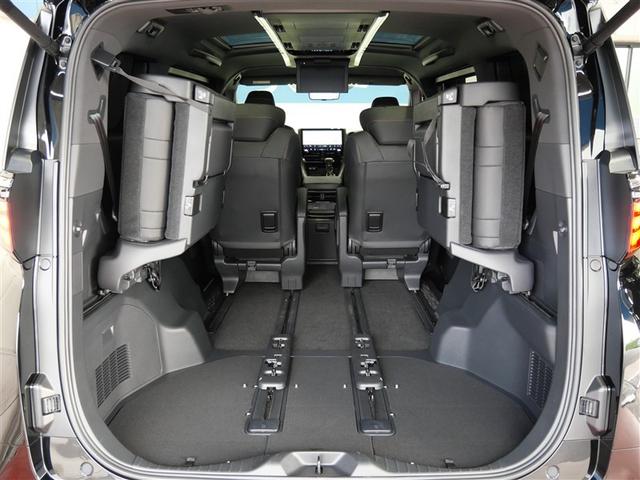 アルファード Ｚ　サンルーフ　フルセグ　メモリーナビ　ミュージックプレイヤー接続可　後席モニター　衝突被害軽減システム　ＥＴＣ　ドラレコ　両側電動スライド　ＬＥＤヘッドランプ　乗車定員７人　３列シート　ワンオーナー（12枚目）