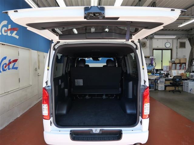 ラゲッジスペースは、日常において充分な広さを確保☆開口部も広く、積み下ろしもラクラクです♪♪