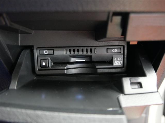 料金所でも、窓をあけずにスイスイ通過のＥＴＣ☆☆もうドライブの必須アイテムですね！！