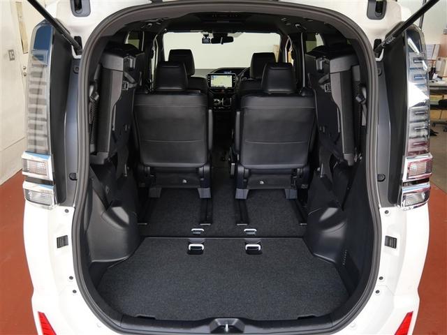 ヴォクシー ＺＳ　煌ＩＩＩ　フルセグ　メモリーナビ　ＤＶＤ再生　ミュージックプレイヤー接続可　後席モニター　バックカメラ　衝突被害軽減システム　ＥＴＣ　ドラレコ　両側電動スライド　ＬＥＤヘッドランプ　ウオークスルー　乗車定員７人（13枚目）