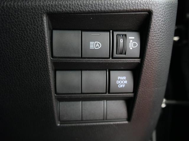 ヴォクシー Ｓ－Ｚ　フルセグ　メモリーナビ　ＤＶＤ再生　ミュージックプレイヤー接続可　後席モニター　バックカメラ　衝突被害軽減システム　ＥＴＣ　ドラレコ　両側電動スライド　ＬＥＤヘッドランプ　乗車定員７人　３列シート（16枚目）