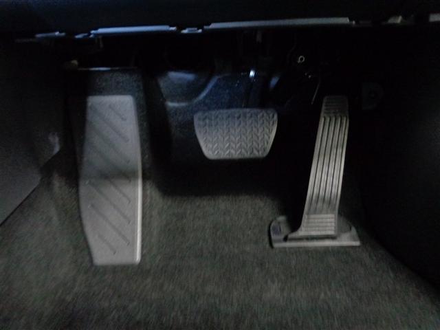 ハリアー Z レザーパッケージ 革シート サンルーフ フルセグ メモリーナビ ミュージックプレイヤー接続可 衝突被害軽減システム ETC ドラレコ LEDヘッドランプ(30枚目)