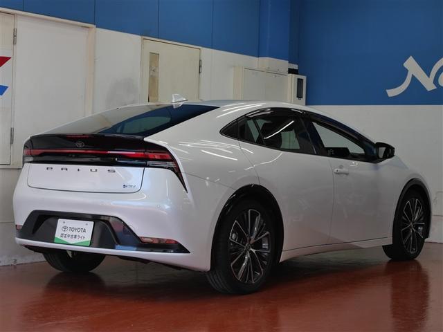 プリウス Ｚ　サンルーフ　フルセグ　メモリーナビ　ミュージックプレイヤー接続可　衝突被害軽減システム　ＥＴＣ　ドラレコ　ＬＥＤヘッドランプ　ワンオーナー（5枚目）