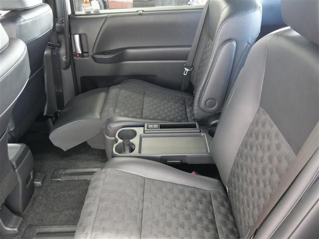 ヴォクシー Ｓ－Ｚ　フルセグ　メモリーナビ　ＤＶＤ再生　ミュージックプレイヤー接続可　バックカメラ　衝突被害軽減システム　ＥＴＣ　ドラレコ　両側電動スライド　ＬＥＤヘッドランプ　乗車定員７人　３列シート　ワンオーナー（25枚目）