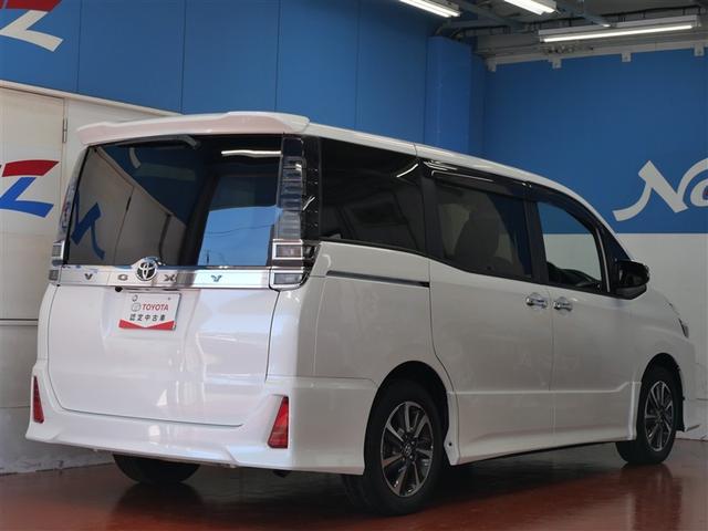 ヴォクシー ＺＳ　煌　フルセグ　メモリーナビ　ＤＶＤ再生　ミュージックプレイヤー接続可　後席モニター　バックカメラ　衝突被害軽減システム　ＥＴＣ　ドラレコ　両側電動スライド　ＬＥＤヘッドランプ　ウオークスルー　乗車定員７人（5枚目）