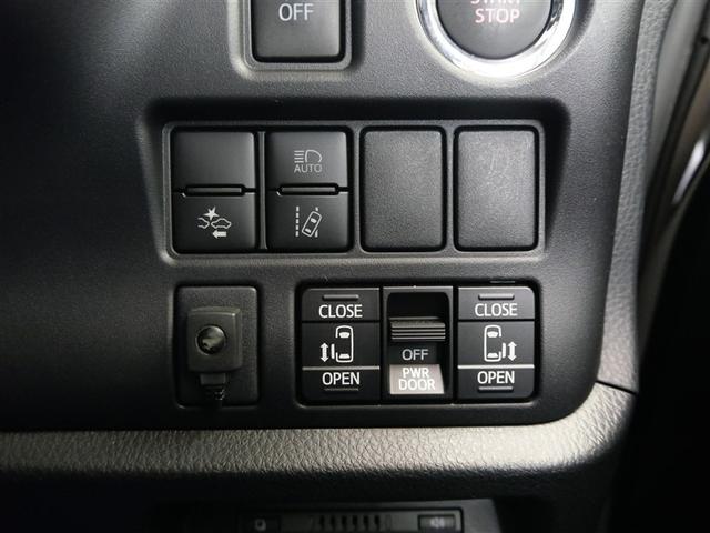 ヴォクシー ＺＳ　煌　フルセグ　メモリーナビ　ＤＶＤ再生　ミュージックプレイヤー接続可　後席モニター　バックカメラ　衝突被害軽減システム　ＥＴＣ　ドラレコ　両側電動スライド　ＬＥＤヘッドランプ　ウオークスルー　乗車定員７人（16枚目）