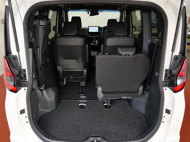 ノア ハイブリッドＳ－Ｚ　フルセグ　メモリーナビ　ＤＶＤ再生　ミュージックプレイヤー接続可　後席モニター　衝突被害軽減システム　ＥＴＣ　ドラレコ　両側電動スライド　ＬＥＤヘッドランプ　乗車定員７人　３列シート　ワンオーナー（12枚目）