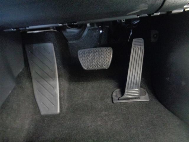 ハリアー Ｚ　レザーパッケージ　革シート　４ＷＤ　フルセグ　メモリーナビ　ミュージックプレイヤー接続可　衝突被害軽減システム　ＥＴＣ　ドラレコ　ＬＥＤヘッドランプ（26枚目）