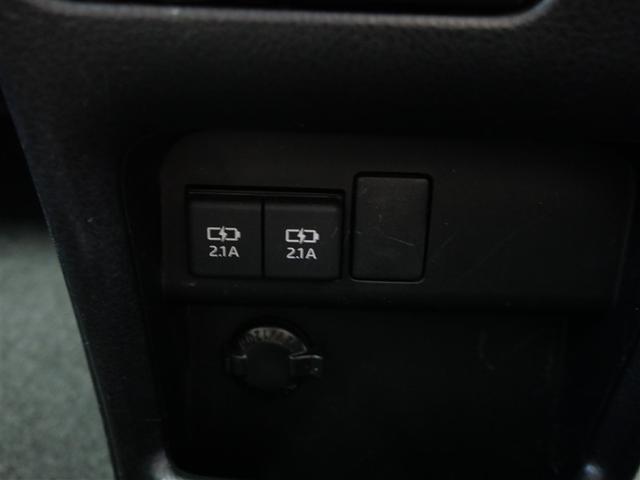 ヴォクシー ハイブリッドＺＳ　煌ＩＩＩ　フルセグ　メモリーナビ　ＤＶＤ再生　ミュージックプレイヤー接続可　後席モニター　バックカメラ　衝突被害軽減システム　ＥＴＣ　両側電動スライド　ＬＥＤヘッドランプ　乗車定員７人　３列シート　ワンオーナー（19枚目）