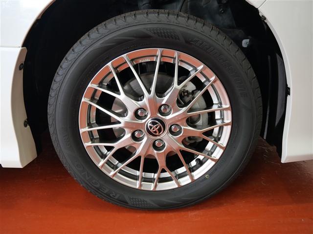 ヴォクシー ハイブリッドＺＳ　煌ＩＩＩ　フルセグ　メモリーナビ　ＤＶＤ再生　ミュージックプレイヤー接続可　後席モニター　バックカメラ　衝突被害軽減システム　ＥＴＣ　両側電動スライド　ＬＥＤヘッドランプ　乗車定員７人　３列シート　ワンオーナー（28枚目）