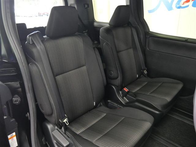 ヴォクシー ハイブリッドＺＳ　煌ＩＩ　フルセグ　メモリーナビ　ＤＶＤ再生　ミュージックプレイヤー接続可　バックカメラ　衝突被害軽減システム　ＥＴＣ　両側電動スライド　ＬＥＤヘッドランプ　乗車定員７人　３列シート　ワンオーナー　フルエアロ（8枚目）