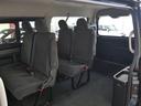 ハイエースワゴン ＧＬ　ロング　フルセグ　メモリーナビ　ＤＶＤ再生　ミュージックプレイヤー接続可　後席モニター　衝突被害軽減システム　ＥＴＣ　電動スライドドア　ＬＥＤヘッドランプ　乗車定員１０人　３列シート　ワンオーナー（8枚目）