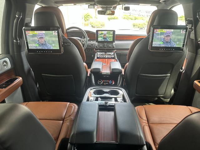 リンカーンナビゲーター 　リザーブ　新車並行　ワンオーナー　全整備履歴有　電動サイドステップ　電動リアゲート　パノラマサンルーフ　ＲＡＶＥＬサウンド　シートヒーター＆ベンチレーション　カープレイ　ＡＶインターフェース（66枚目）