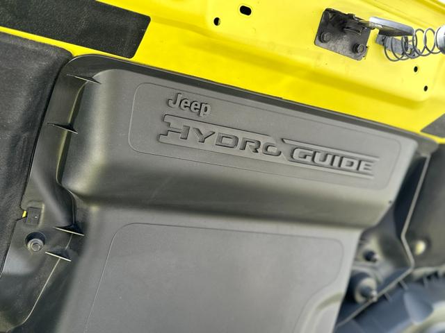 ジープ・ラングラーアンリミテッド ルビコン392 新車並行 ワンオーナー スカイワンタッチパワートップ 電動サイドステップ FOXサスペンション サブウーファ付きアルパインオーディオ(47枚目)