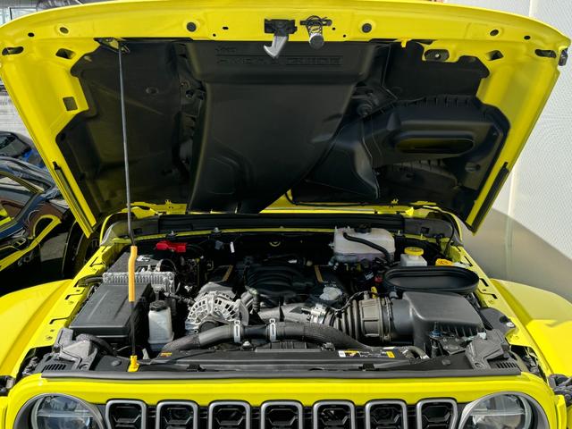 ジープ・ラングラーアンリミテッド ルビコン392 新車並行 ワンオーナー スカイワンタッチパワートップ 電動サイドステップ FOXサスペンション サブウーファ付きアルパインオーディオ(60枚目)
