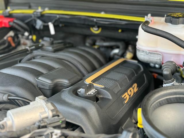 ジープ・ラングラーアンリミテッド ルビコン392 新車並行 ワンオーナー スカイワンタッチパワートップ 電動サイドステップ FOXサスペンション サブウーファ付きアルパインオーディオ(69枚目)