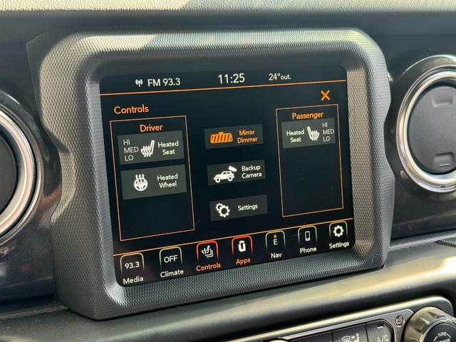 ジープ・ラングラーアンリミテッド ルビコン392 新車並行 ワンオーナー スカイワンタッチパワートップ 電動サイドステップ FOXサスペンション サブウーファ付きアルパインオーディオ(72枚目)