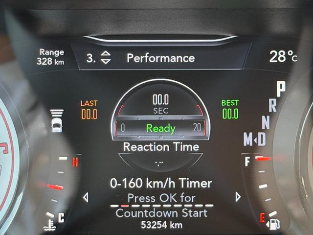 ダッジ・チャレンジャー 　Ｔ／Ａ３９２　新車並行　ワンオーナー　サンルーフ　アダプティブクルーズコントロール　Ｈａｒｍａｎ／Ｋａｒｄｏｎオーディオ　ボンネットピン　専用エアキャッチャー　ホワイトメーター　サテンブラックトップ（42枚目）