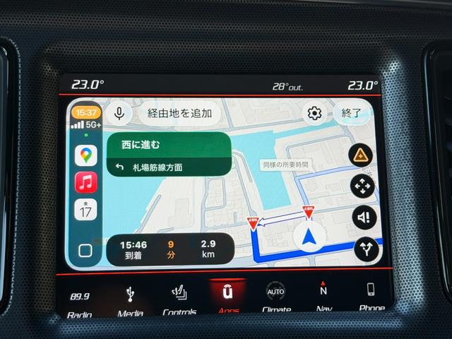 ダッジ・チャレンジャー 　Ｔ／Ａ３９２　新車並行　ワンオーナー　サンルーフ　アダプティブクルーズコントロール　Ｈａｒｍａｎ／Ｋａｒｄｏｎオーディオ　ボンネットピン　専用エアキャッチャー　ホワイトメーター　サテンブラックトップ（72枚目）