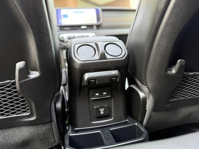 ジープ・ラングラーアンリミテッド 　ルビコン３９２　ファイナルエディション　モヒート　スカイトップ　アダプティブクルーズコントロール　パワーシート　シートヒーター　専用デカール　専用シフトノブ　専用バッジ　４７０馬力（33枚目）