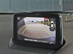 駐車時等に便利なバックカメラ＆パーキングセンサーも装着されています。ガイドラインが表示され、大変便利な機能ですが過信は禁物です。ご自身でしっかりと目視確認を行い、安全に駐車をお願いします★☆★☆ 6