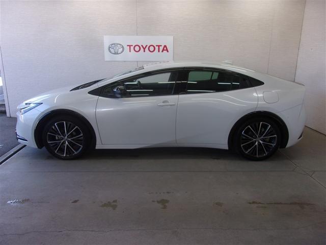 プリウス Ｚ　フルセグ　メモリーナビ　ミュージックプレイヤー接続可　バックカメラ　衝突被害軽減システム　ＥＴＣ　ドラレコ　ＬＥＤヘッドランプ　ロングラン保証あり　トヨタ認定中古車（3枚目）