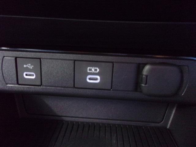 プリウス Ｚ　フルセグ　メモリーナビ　ミュージックプレイヤー接続可　バックカメラ　衝突被害軽減システム　ＥＴＣ　ドラレコ　ＬＥＤヘッドランプ　ロングラン保証あり　トヨタ認定中古車（29枚目）