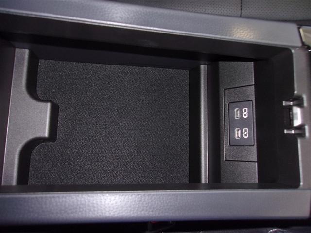 プリウス Ｚ　フルセグ　メモリーナビ　ミュージックプレイヤー接続可　バックカメラ　衝突被害軽減システム　ＥＴＣ　ドラレコ　ＬＥＤヘッドランプ　ロングラン保証あり　トヨタ認定中古車（34枚目）