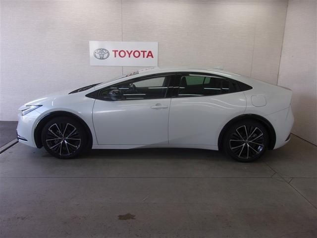 プリウス Ｚ　フルセグ　メモリーナビ　ミュージックプレイヤー接続可　バックカメラ　衝突被害軽減システム　ＥＴＣ　ＬＥＤヘッドランプ　ロングラン保証あり　トヨタ認定中古車（3枚目）