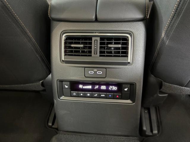 ＣＸ－８０ ３．３　ＸＤ　Ｌパッケージ　ディーゼルターボ　当社試乗車／ナビＳＤ・ＥＴＣ・フロアマット付／３６０°モニター／パノラマサンルーフ／ＢＯＳＥサウンド／ＬＥＤヘッドライト／電動シート／シートヒーター＆ハンドルヒーター／電動リアゲート（33枚目）