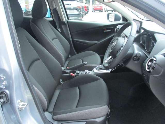 ＭＡＺＤＡ２ １．５　１５ＢＤ　禁煙車／８．８インチ３６０°モニター／走行距離６０（11枚目）
