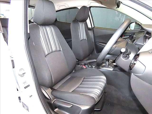 MAZDA2 1.5 15S 6速ミッション/ワンオーナー/ユ-ティリティ(12枚目)