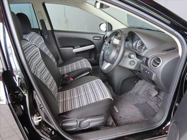 デミオ １．３　１３　スカイアクティブ　シューティングスター　ワンオーナー／ナビ／前後ドラレコ／アイドリ（13枚目）