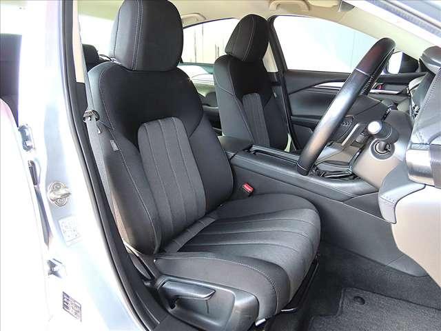 ＭＡＺＤＡ６セダン ２．０　２０Ｓ　レンタカーアップ・ＡＴ誤発進抑制制御（前後）・Ａｎｄｒｏｉｄ　Ａｕｔｏ／ＣａｒＰｌａｙ対応／バックカメラ・ナビ・ＥＴＣ・ブラインドスポットモニタリング・交通標識認識機能・ＬＥＤヘッドライト（12枚目）